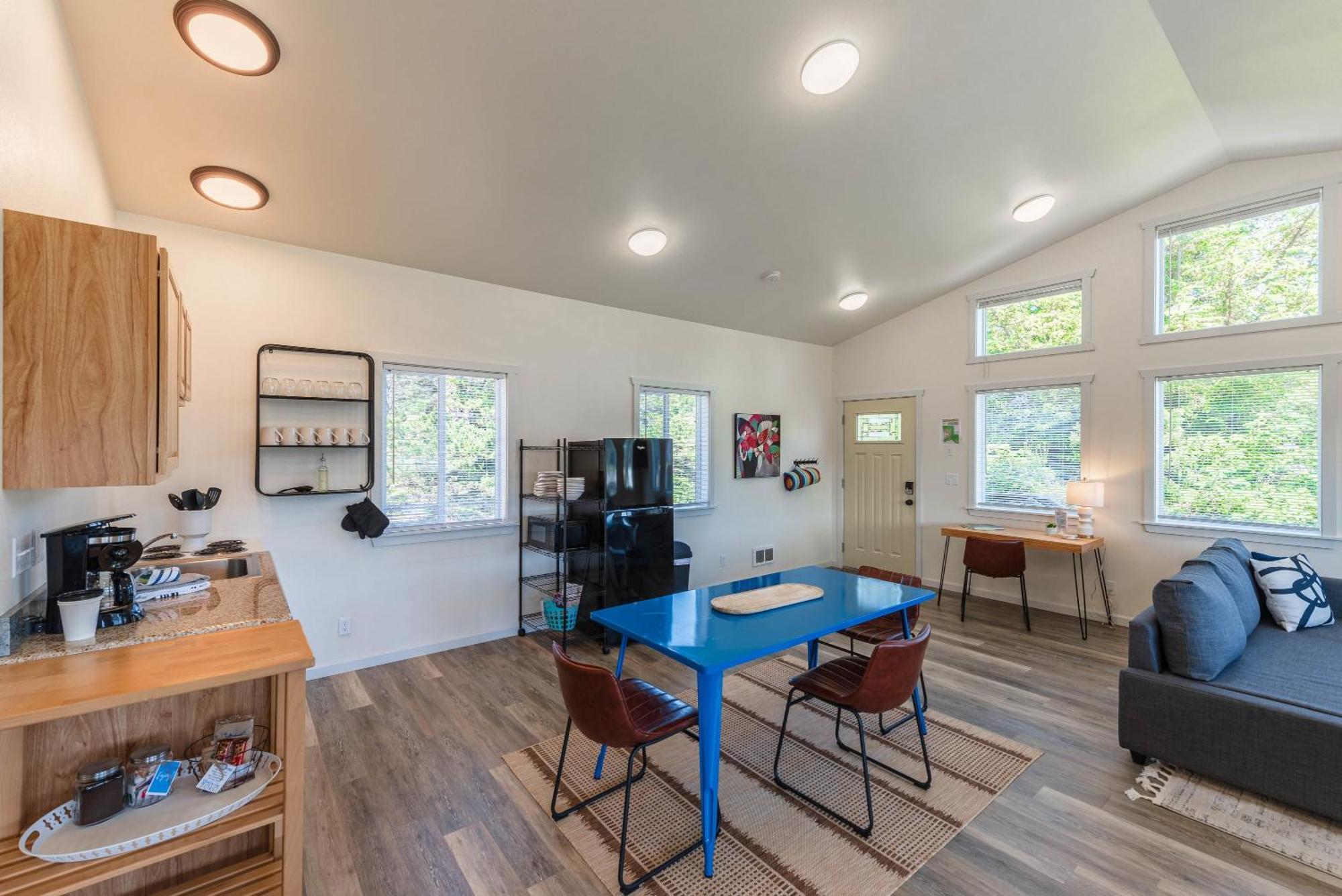 #Stayinmydistrict Oceanview Studio Loft 포트오르포드 외부 사진