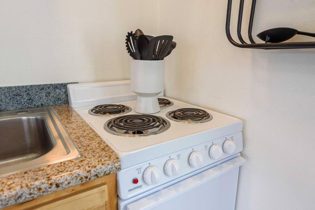 #Stayinmydistrict Oceanview Studio Loft 포트오르포드 외부 사진