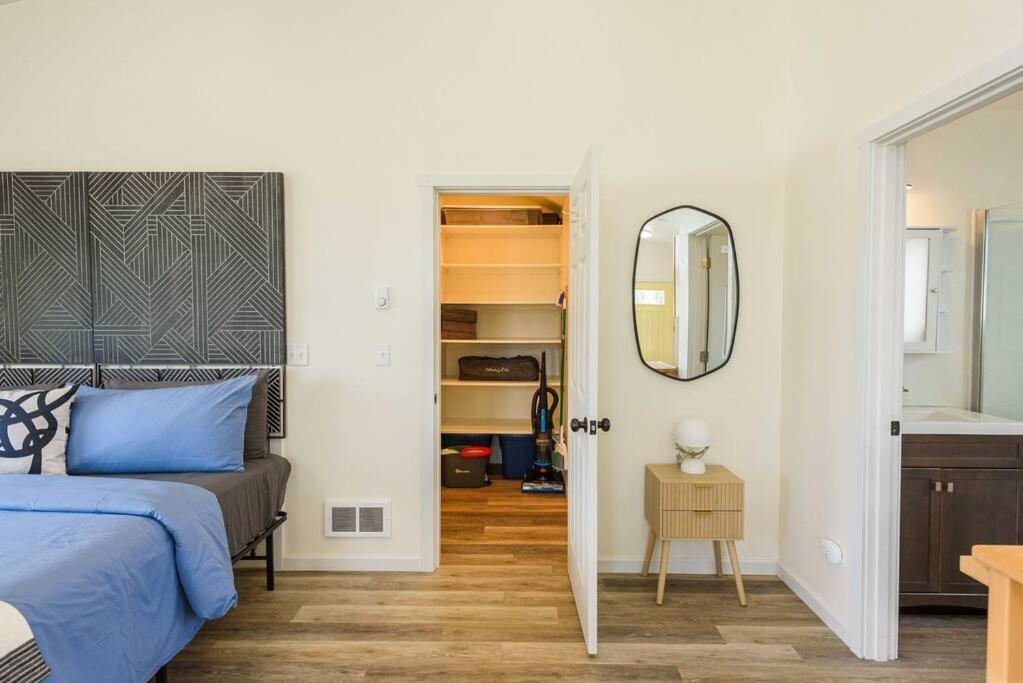 #Stayinmydistrict Oceanview Studio Loft 포트오르포드 외부 사진