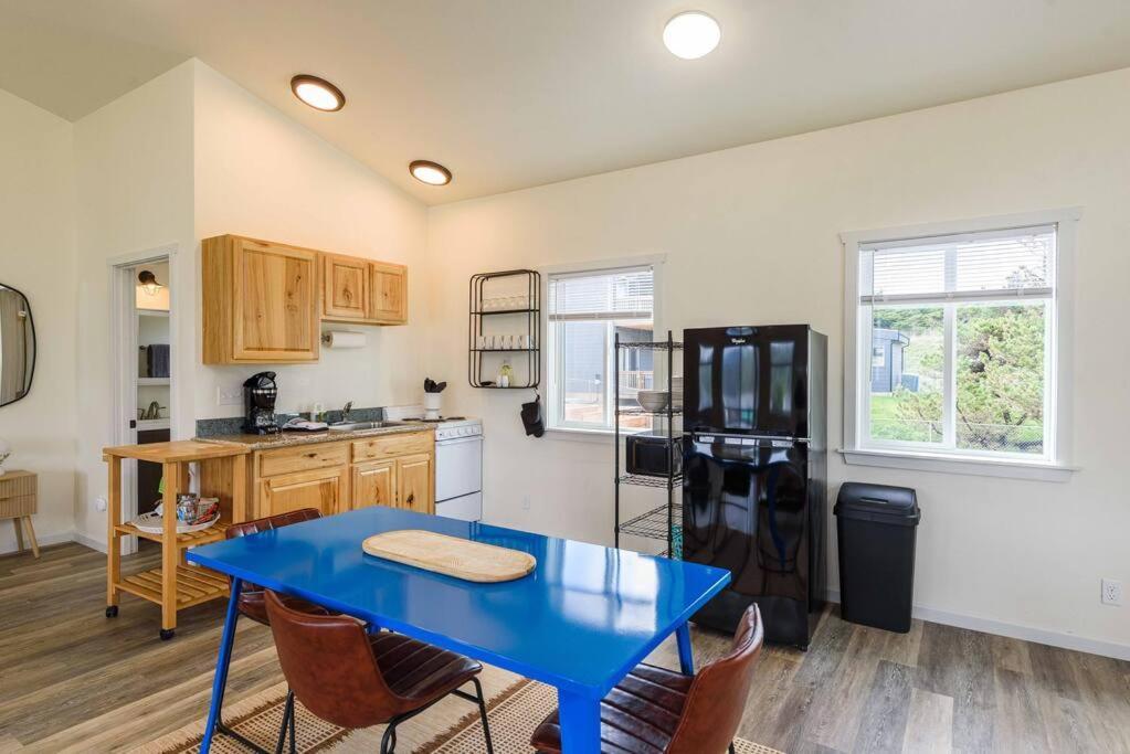 #Stayinmydistrict Oceanview Studio Loft 포트오르포드 외부 사진