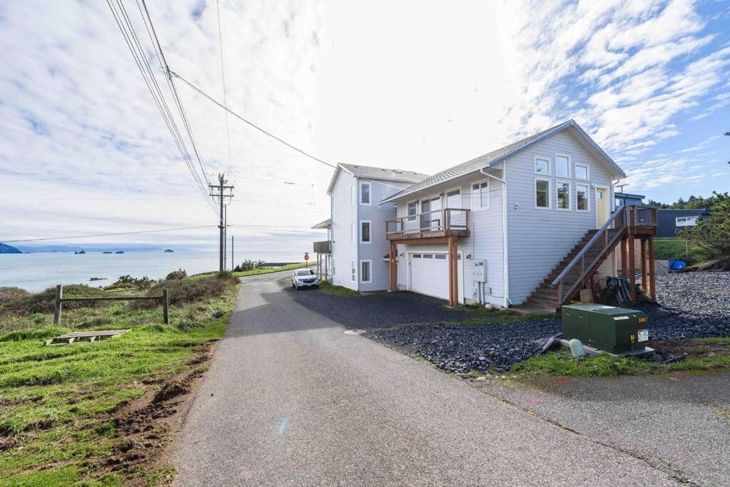 #Stayinmydistrict Oceanview Studio Loft 포트오르포드 외부 사진